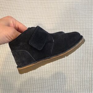 Zara Toddler Boy - Fur lined Navy Suede Bootie - Size 6.5